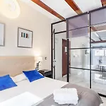 Modern&Confort Premium Concept Ruzafa ,